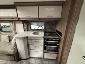 Coachman VIP 460 2025