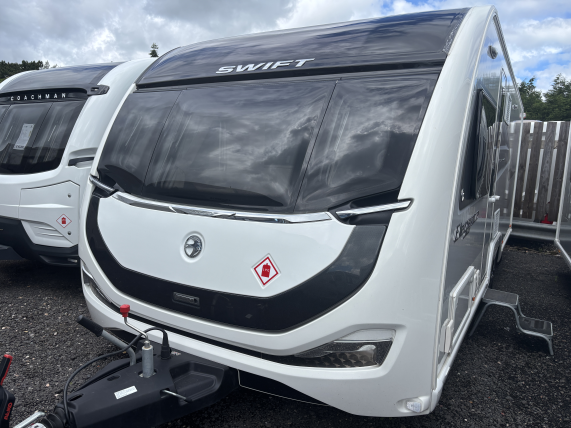 Swift Elegance Grande 835 2025