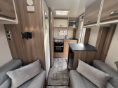 Swift Finesse 400 (Compact) 2022