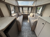 Coachman Acadia 460 2025